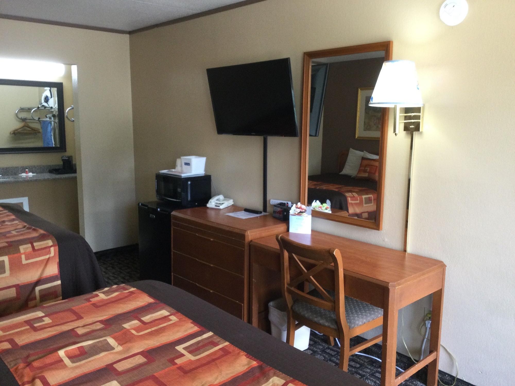 ทราเวลลอดจ์ บาย วินด์แฮม แมนส์ฟิลด์ Hotel แมนสฟิลด์ ภายนอก รูปภาพ